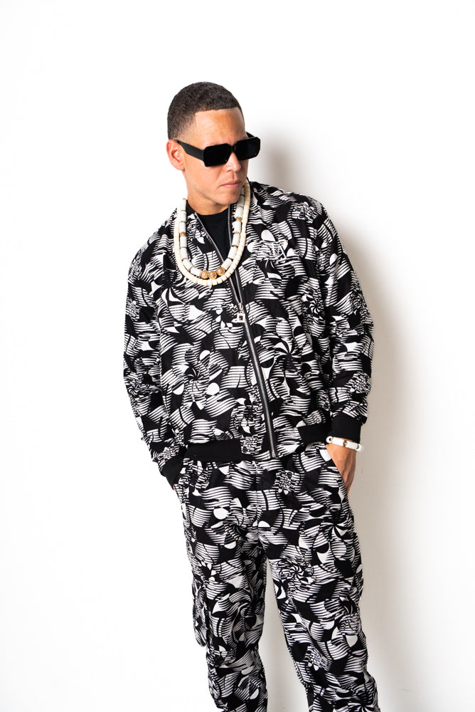 Annang Tracksuit Static